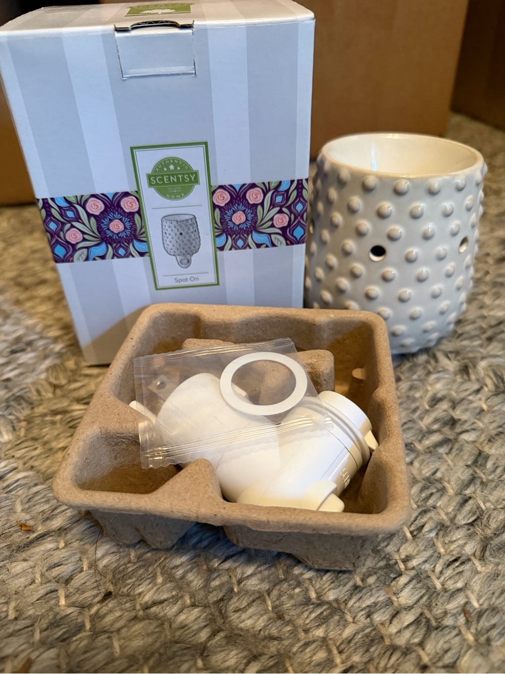 Scentsy Spot On Mini Warmer